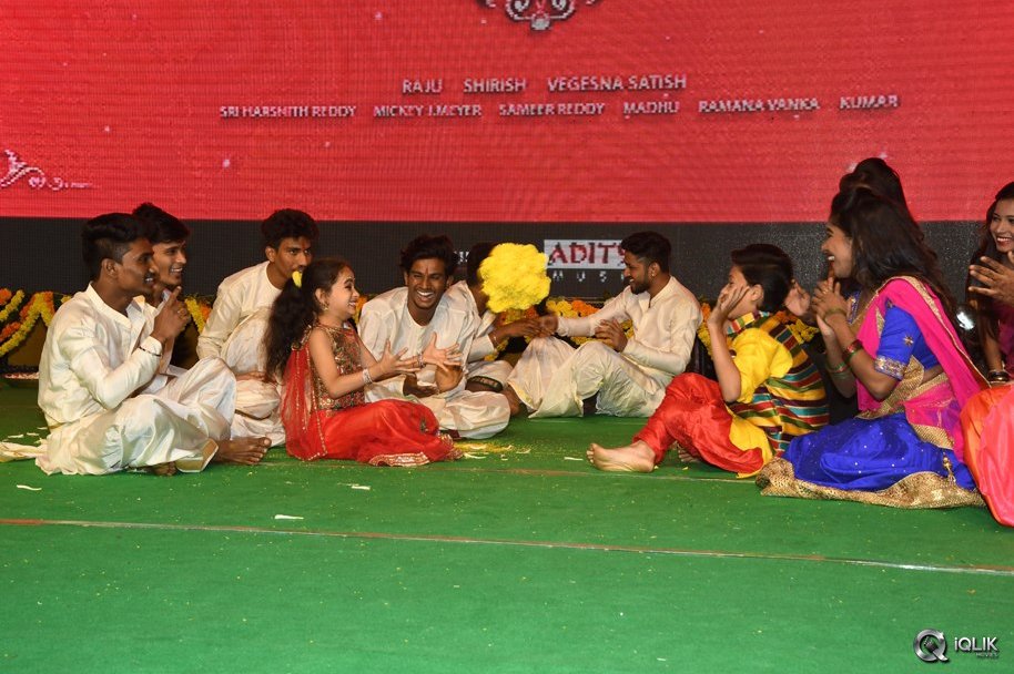 Shatamanam-Bhavati-Movie-Audio-Launch